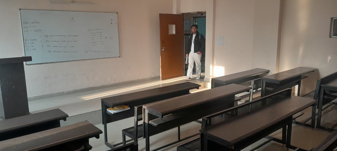 IIMT Greater Noida Academic photo 4